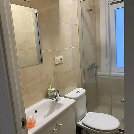 Piso Estacion De Tren -bus Soleado * A Coruña